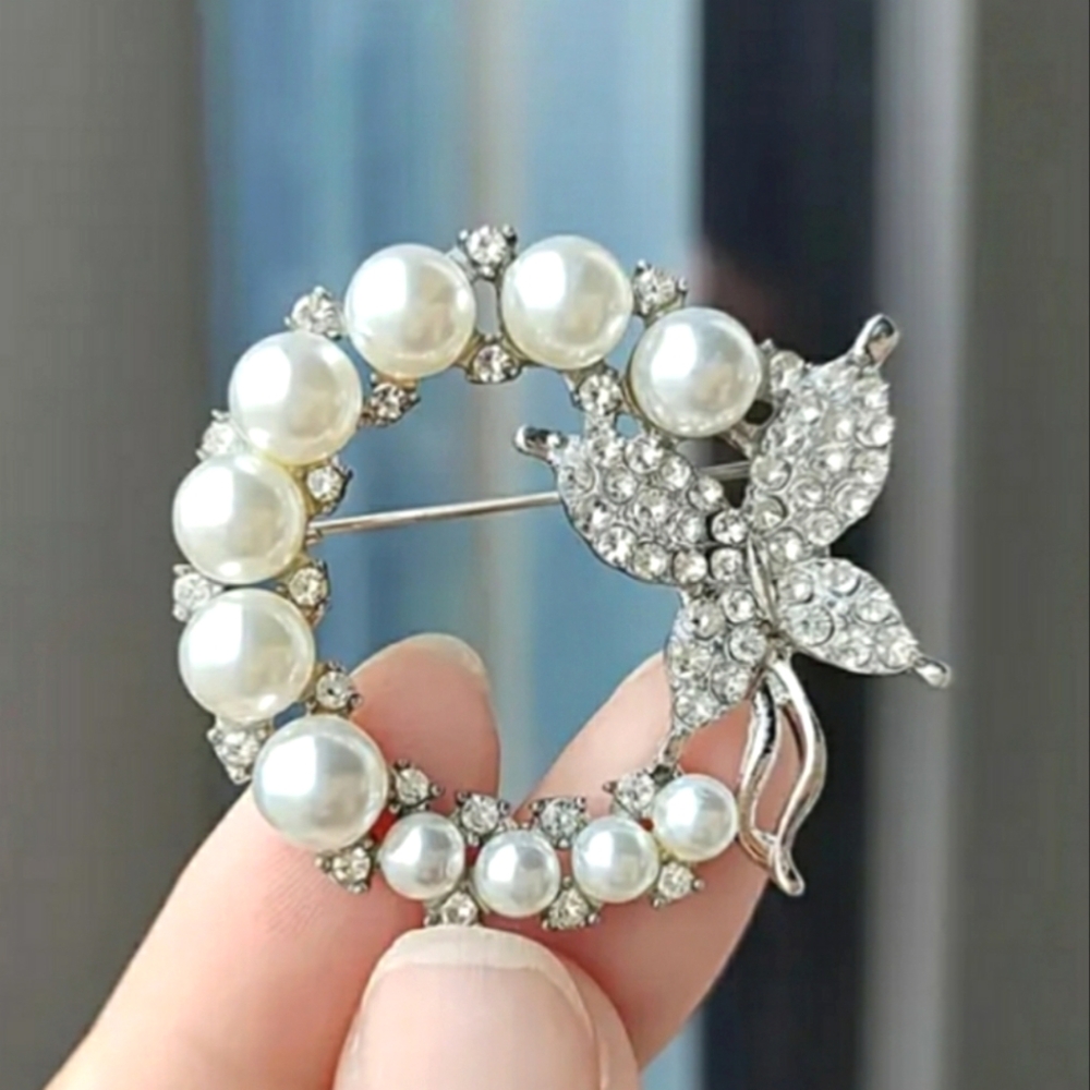 Pearl Rhinestone Butterfly Brooch Pin